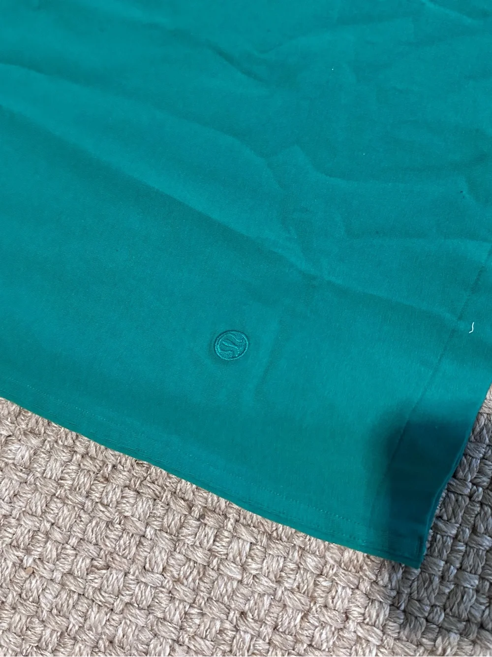 NWT lululemon tank - Picture 4 of 4